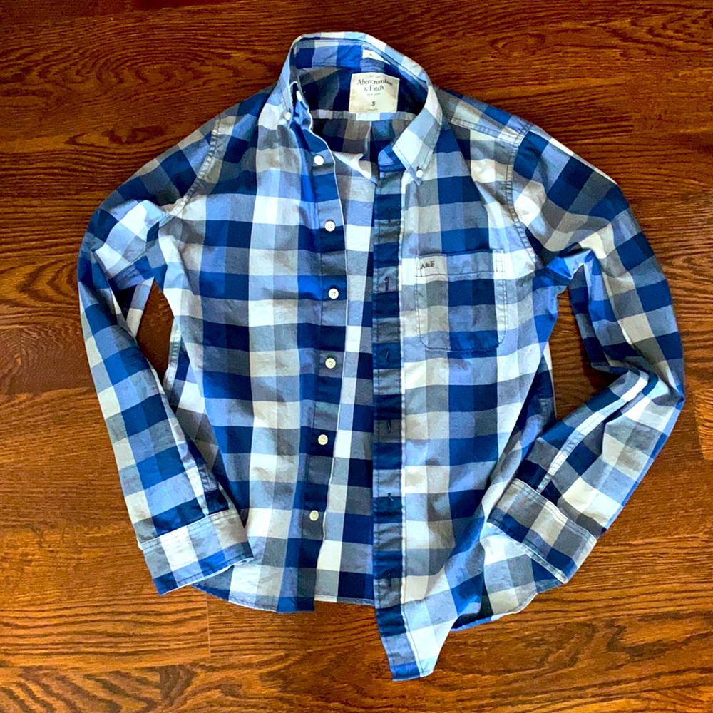 Abercrombie & Fitch Size Small